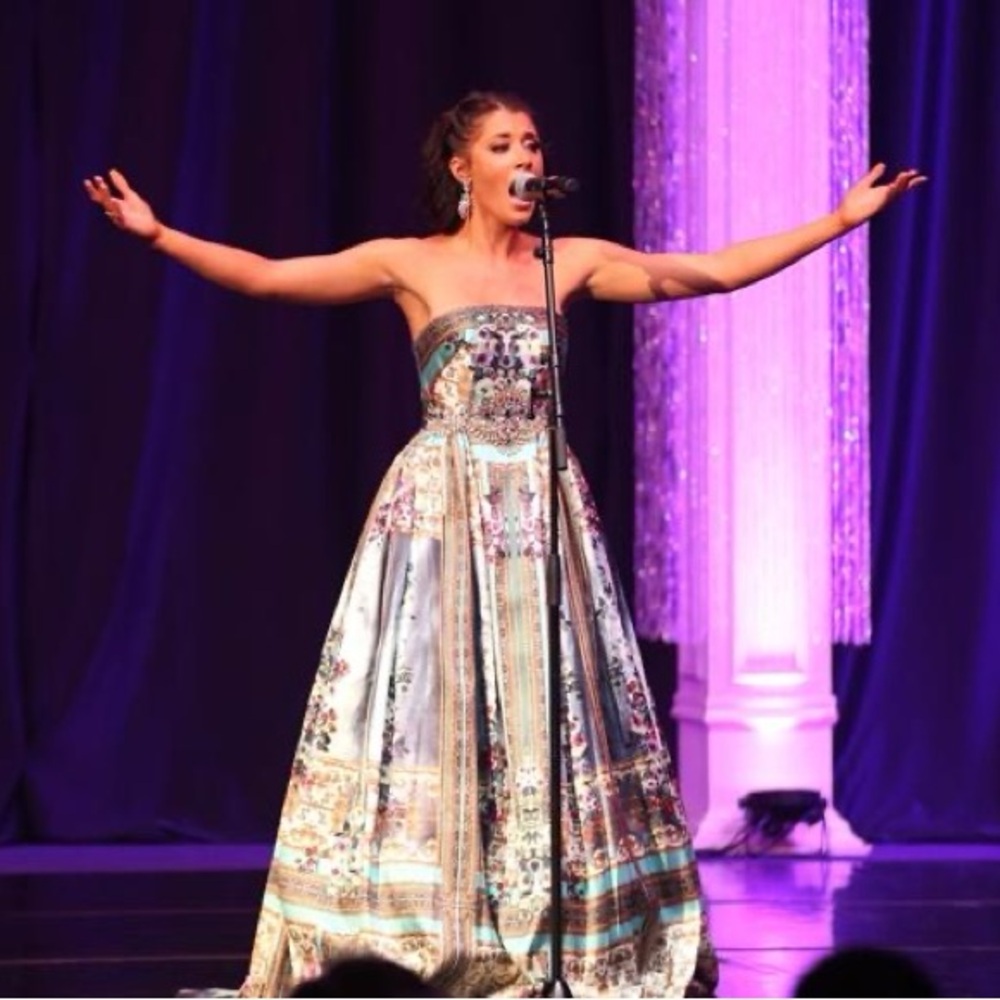 Mac Duggal floral print Formal Gown